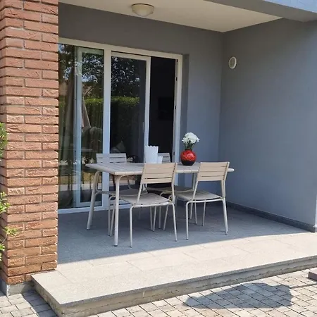 Apartment Casa Emma With Pool Porec