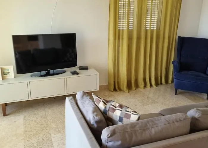 Casa Emma With Pool Appartamento *