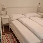 Casa Emma With Pool Apartmán Poreč